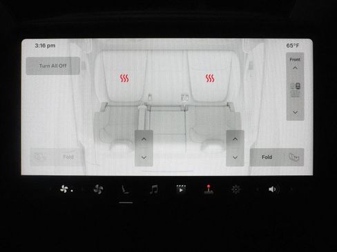 Used 2026 Tesla Model Y Long Range image 26