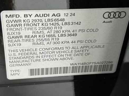 Certified 2025 Audi Q6 e-tron Premium w/ Convenience Package image 21