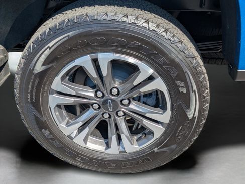 Used 2022 Chevrolet Colorado Z71 w/ Safety Package image 26