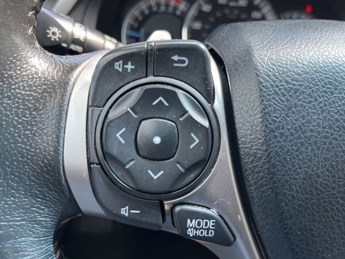 Used 2012 Toyota Camry SE image 13