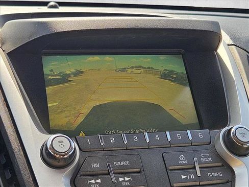 Used 2017 Chevrolet Equinox Premier w/ Enhanced Convenience Package FWD image 9