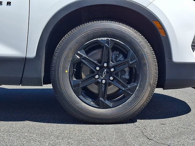 Certified 2023 Chevrolet Blazer LT w/ Convenience Package AWD/4WD image 8
