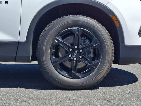 Certified 2023 Chevrolet Blazer LT w/ Convenience Package AWD/4WD image 8