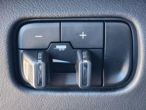 New 2024 Jeep Grand Wagoneer Series III w/ Rear Seat Video Group 1 image 26