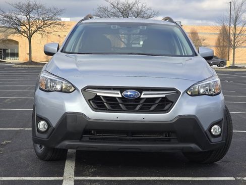 Used 2022 Subaru Crosstrek 2.0i Premium w/ Moonroof Package image 11