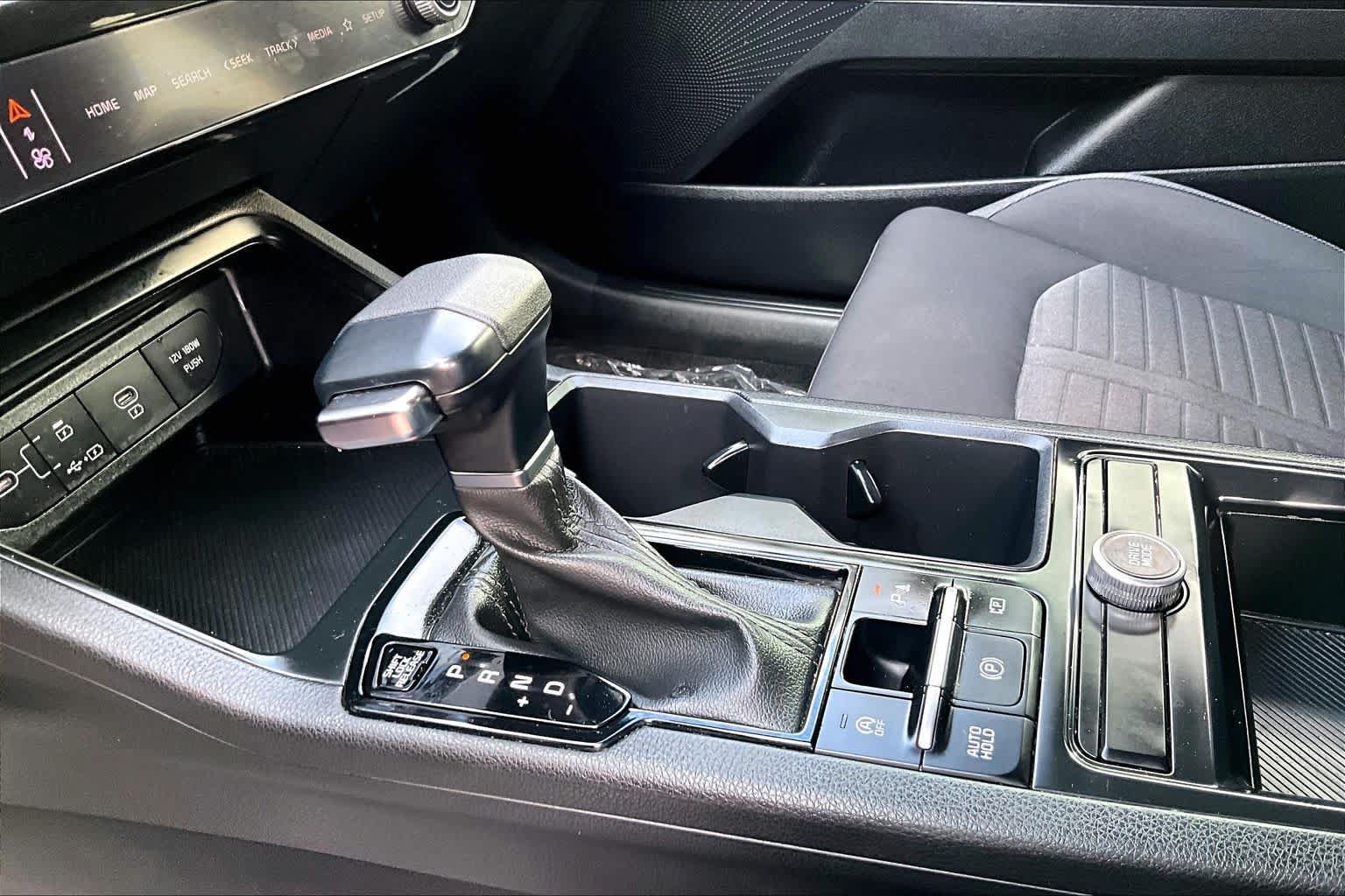 Certified 2025 Kia K5 LXS FWD image 30