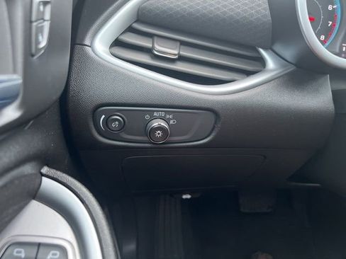 Used 2023 Chevrolet Malibu LT image 39