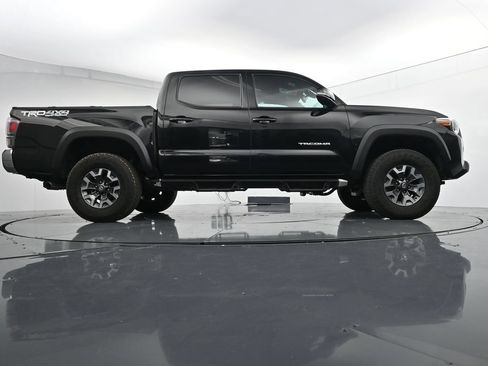Used 2023 Toyota Tacoma TRD Off-Road AWD/4WD image 37