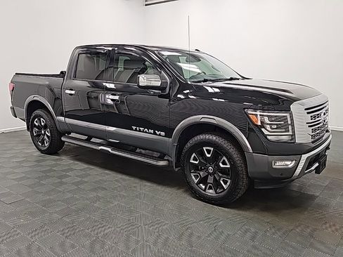 Used 2020 Nissan Titan Platinum Reserve w/ Moonroof Package image 2