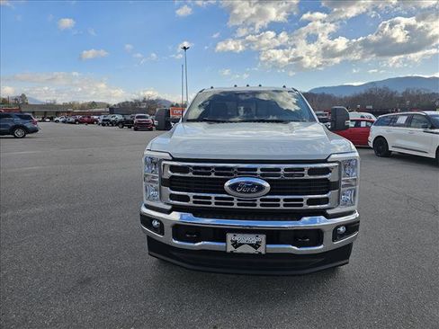New 2026 Ford F350 XL w/ XL Chrome Package image 2