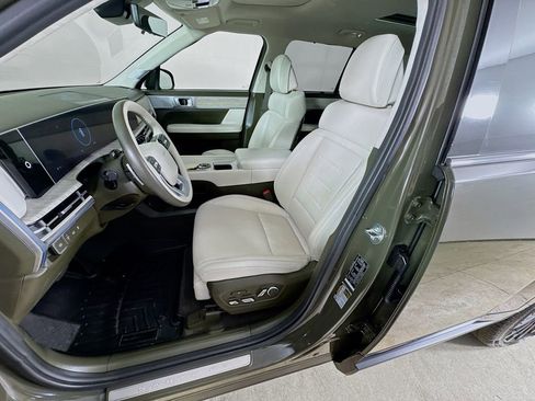 Used 2025 Hyundai Santa Fe Calligraphy AWD/4WD image 12