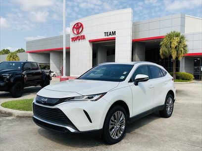 Certified 2022 Toyota Venza XLE