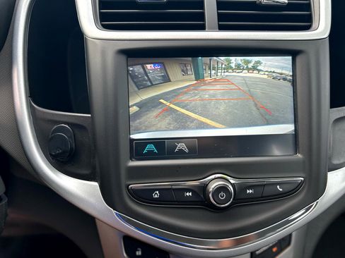 Used 2017 Chevrolet Sonic LT image 21