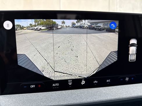 New 2025 Ford Maverick XLT w/ Equipment Group 301A image 22