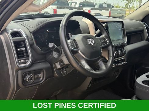 Used 2024 RAM 2500 Laramie AWD/4WD image 10