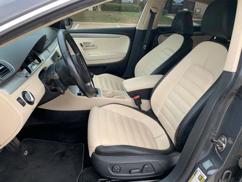Used 2012 Volkswagen CC Sport FWD image 16