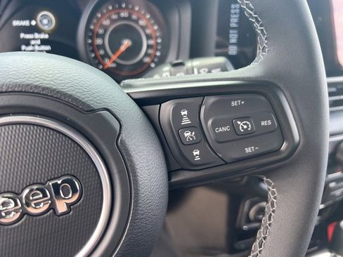 New 2025 Jeep Wrangler Sport S image 20