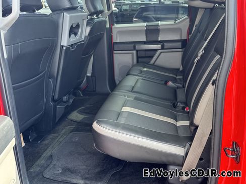 Used 2017 Ford F150 XLT image 14