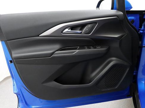 Used 2025 Chevrolet Equinox EV LT image 26