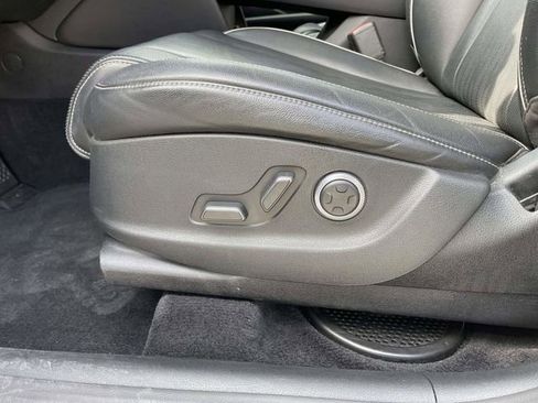 Used 2023 Genesis GV80 2.5T w/ Advanced Package image 20