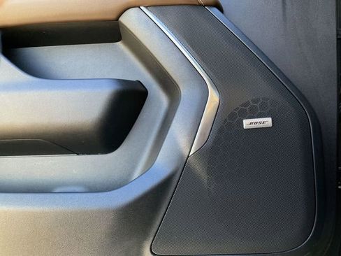 Used 2021 Chevrolet Suburban High Country w/ Premium Package RWD image 24