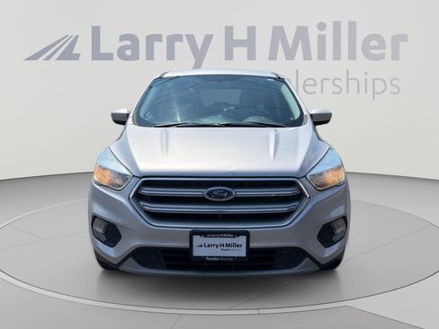 Used 2017 Ford Escape SE AWD/4WD image 8