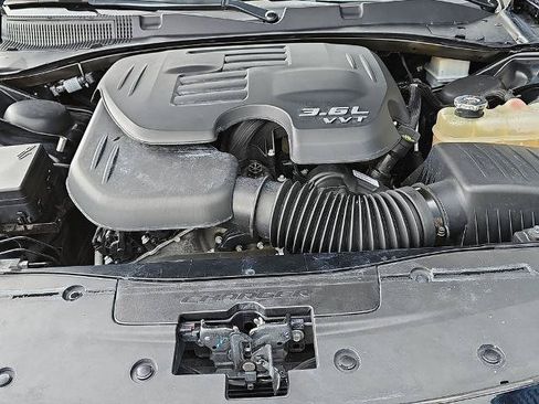 Used 2021 Chevrolet Traverse LT AWD/4WD image 27
