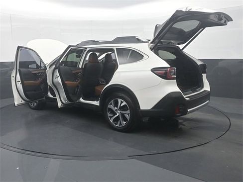 Used 2021 Subaru Outback Touring XT image 39