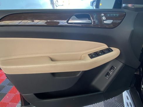 Used 2019 Mercedes-Benz GLS 450 4MATIC w/ Premium 1 Package image 22