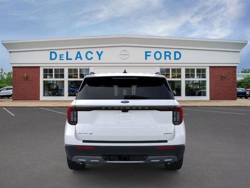 New 2026 Ford Explorer Active w/ Active Comfort Package image 6