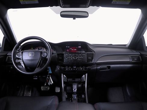 Used 2017 Honda Accord Sport Special Edition image 13