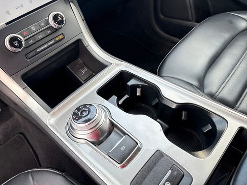 Used 2024 Ford Edge SEL image 28