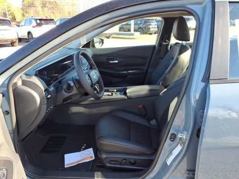 New 2026 Nissan Sentra SR image 6