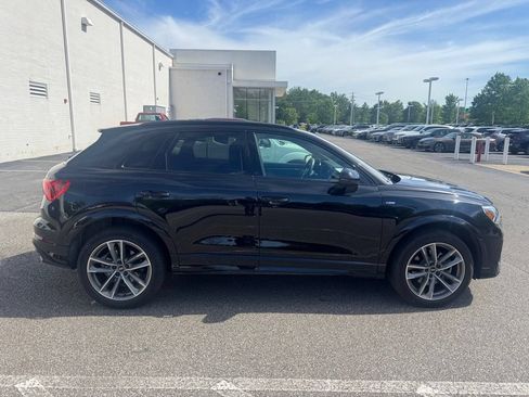 Used 2023 Audi Q3 2.0T Premium w/ Black Optic Sport Package AWD/4WD image 6