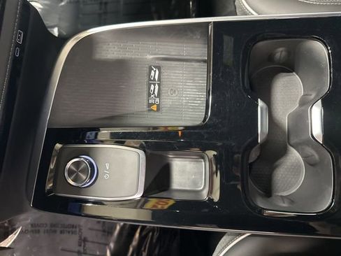 Used 2025 Buick Enclave Sport Touring w/ Power Package image 31