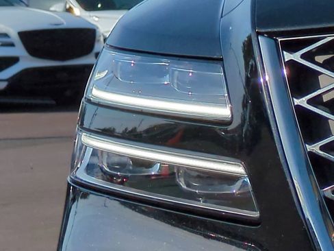 Used 2023 Genesis GV80 3.5T image 9