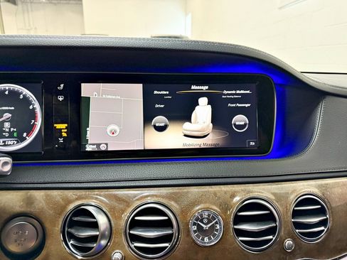 Used 2014 Mercedes-Benz S 550 Sedan image 20