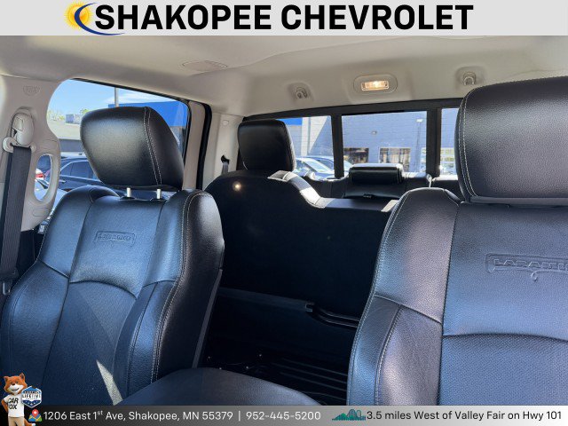 Used 2017 RAM 1500 Laramie w/ Convenience Group AWD/4WD image 7