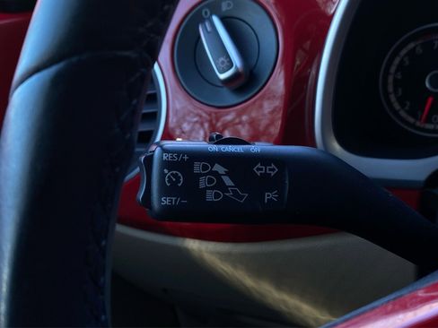 Used 2013 Volkswagen Beetle 2.5 image 37