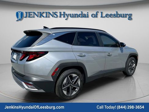 New 2026 Hyundai Tucson SEL image 3