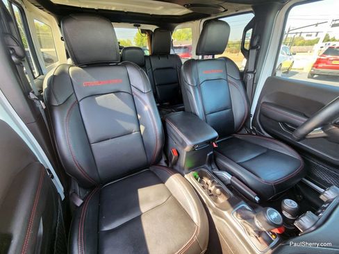 Used 2022 Jeep Wrangler Unlimited Rubicon w/ Xtreme Recon 35" Tire Package image 2