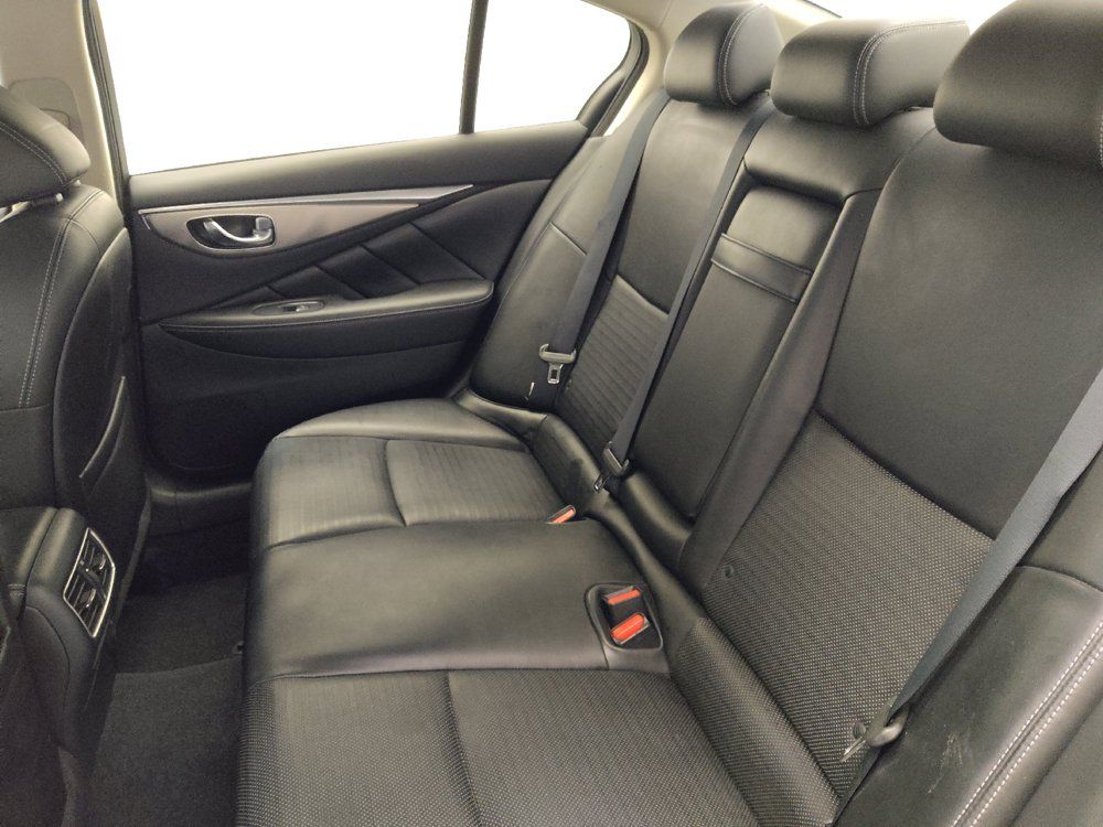 Used 2018 INFINITI Q50 Sport w/ Cargo Package (L95) RWD image 18