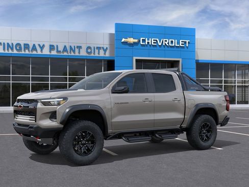New 2026 Chevrolet Colorado ZR2 w/ Midnight Edition AWD/4WD image 2