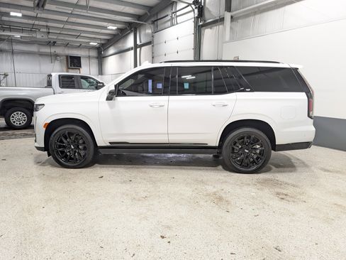 Used 2023 Cadillac Escalade Sport w/ LPO, ONYX Package AWD/4WD image 6
