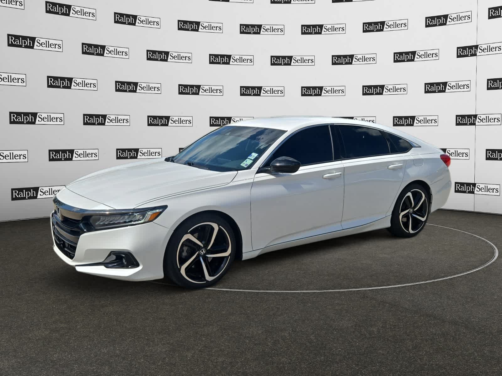 Used 2021 Honda Accord Sport image 2