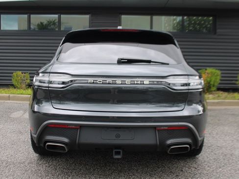 Used 2025 Porsche Macan image 6