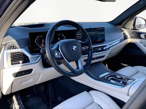 Used 2024 BMW X5 xDrive40i w/ Premium Package image 12