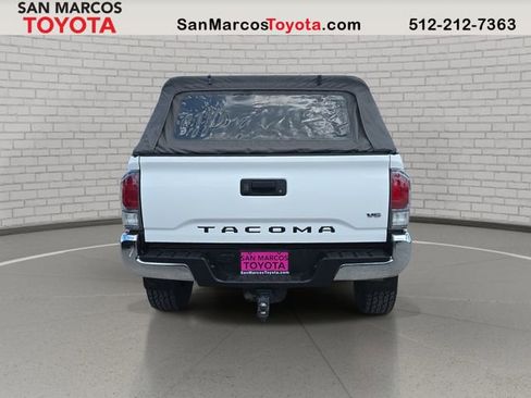 Used 2020 Toyota Tacoma TRD Off-Road AWD/4WD image 7
