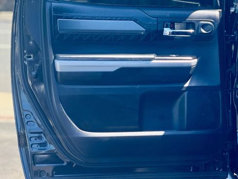 Used 2020 Toyota Tundra Platinum image 10