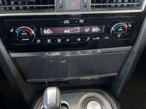 Used 2021 Nissan Armada SV image 38
